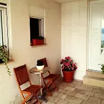 Snug In With Swimming Pool Διαμέρισμα Celina