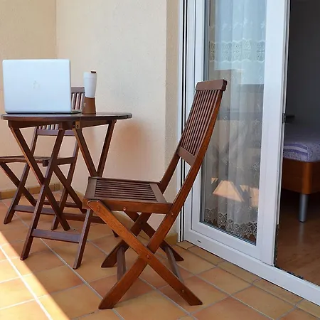Snug In With Swimming Pool Apartment