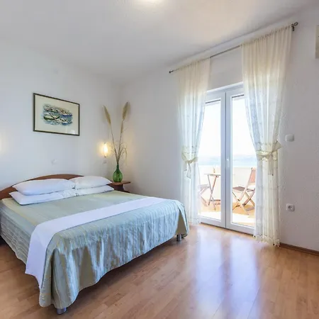 Snug In With Swimming Pool Appartement *